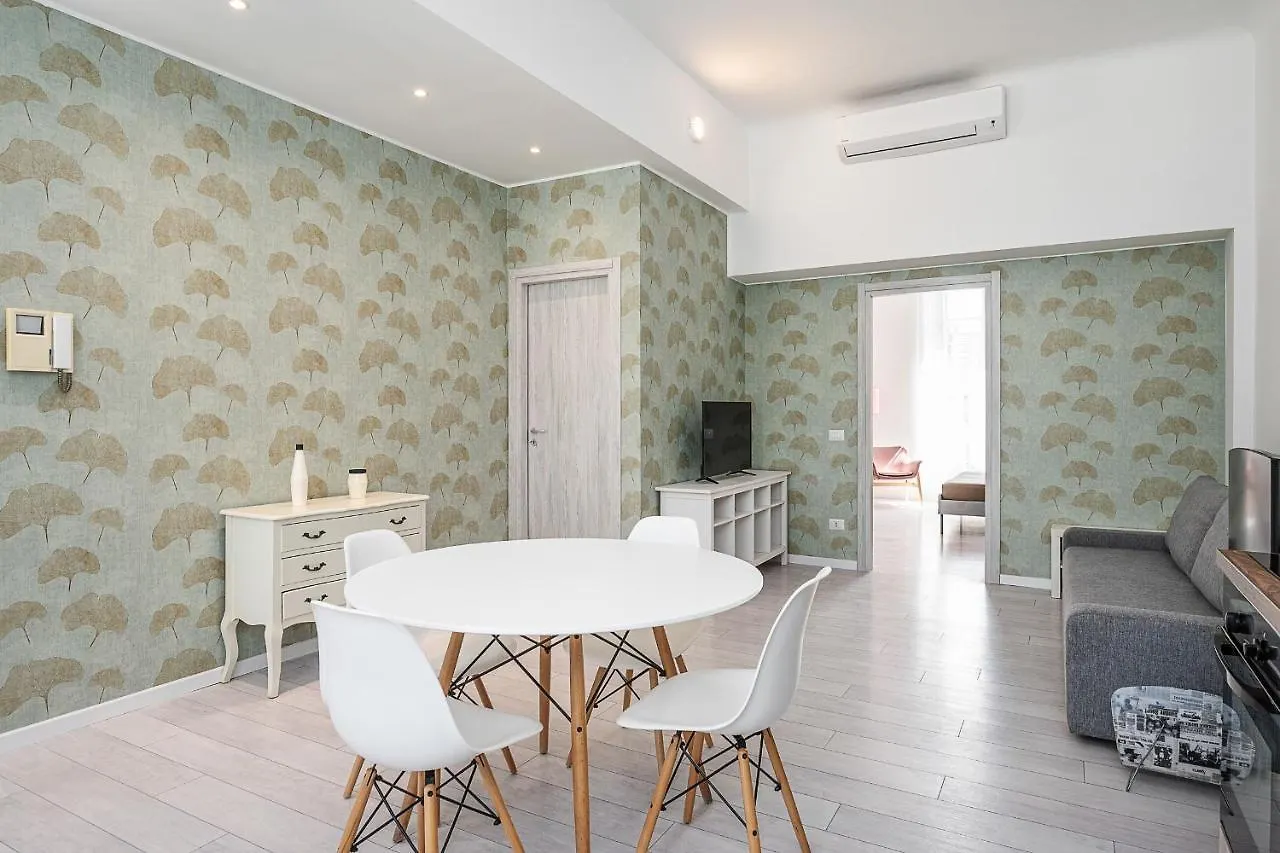 Апартаменты Hemeras Boutique Homes - 4 Design Homes In Milan Center Италия