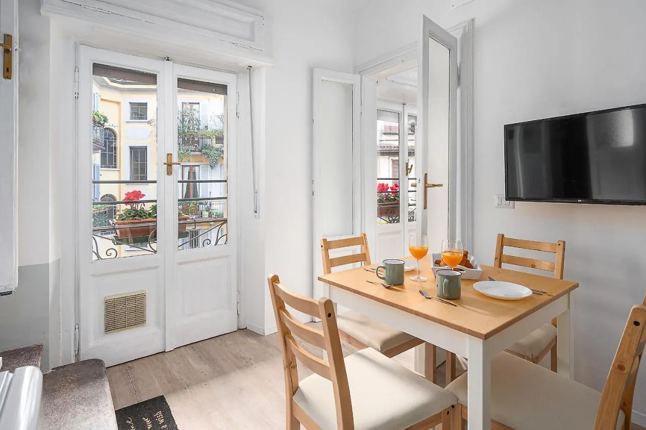 Apartamento Hemeras Boutique Homes - 4 Design Homes In Milan Center Italia