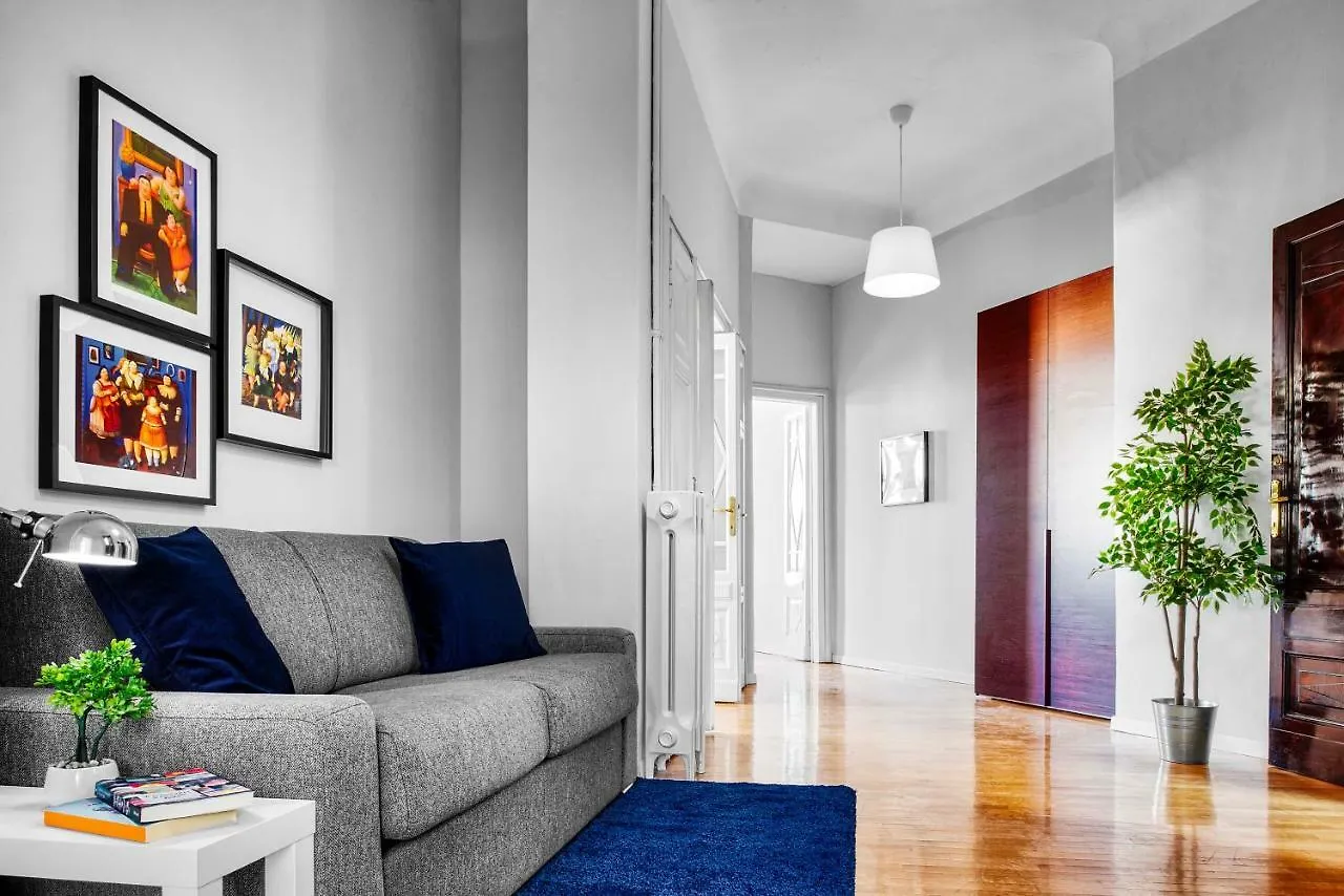 Hemeras Boutique Homes - 4 Design Homes In Milan Center