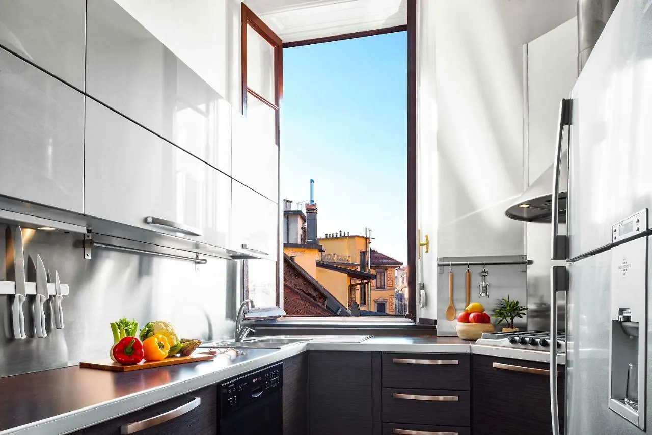 Hemeras Boutique Homes - 4 Design Homes In Milan Center