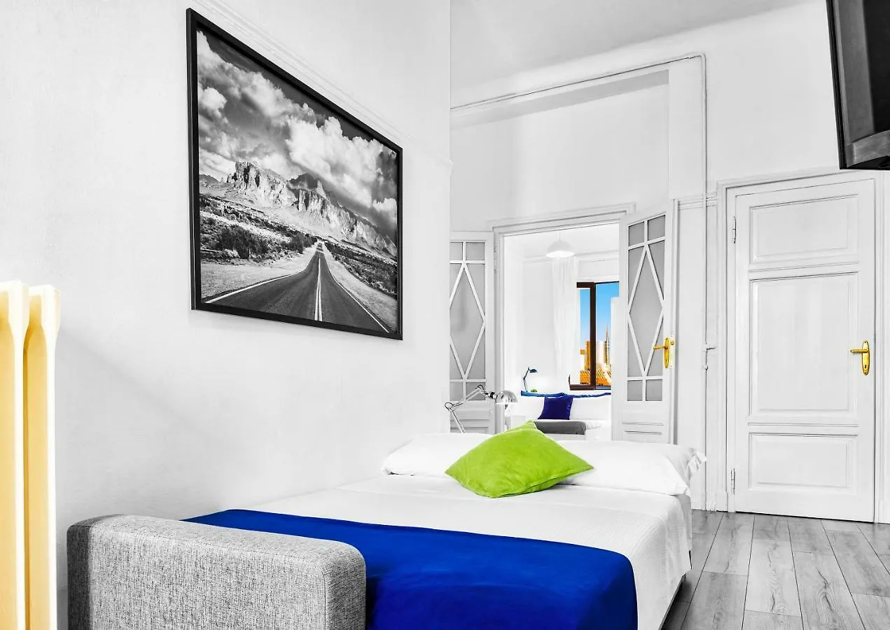 Hemeras Boutique Homes - 4 Design Homes In Milan Center 0*,  Italia
